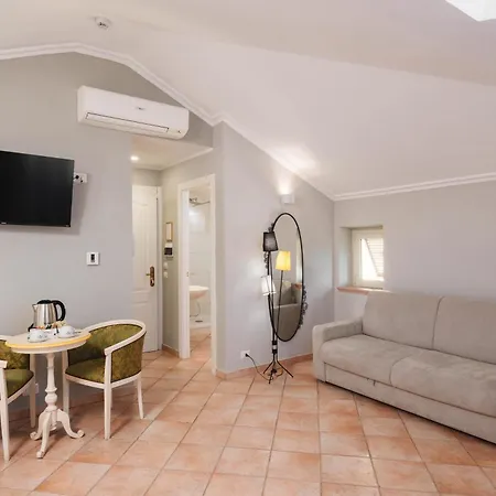 Hotel Sourire Roma