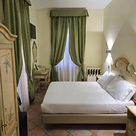Sourire Hotel